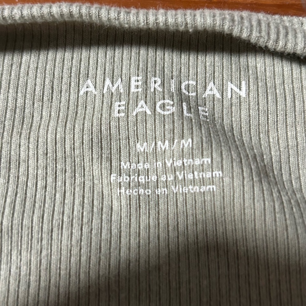 American Eagle Outfitters Long Sleeve Tee - Gray